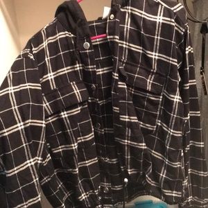 ♥️BLACK AND WHITE Plaid button up hoodie (black)♥️